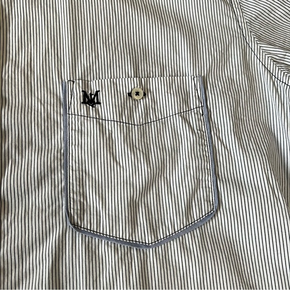 Men's Striped Casual Button Down Shirt - Picture 3 of 7